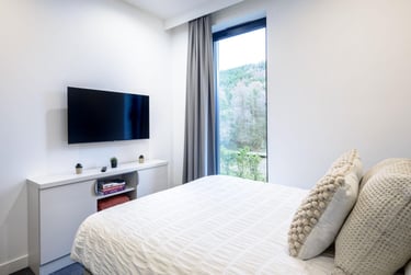true Apartment - 5 Bedrooms at true Swansea, Morfa Road, City Centre, Swansea, SA12EN - Image 2