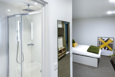 True Superior Apartment at true Leicester, 3 Humberstone Road, Lee Circle, Leicester, LE53AS - Image 5