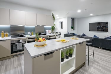 True Superior Apartment at true Leicester, 3 Humberstone Road, Lee Circle, Leicester, LE53AS - Image 10
