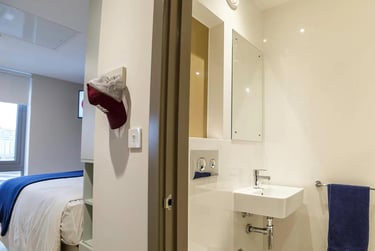 10 Bed Ensuite at COSMOS, 2 Moore Street, City Centre, Sheffield, S37HZ - Image 2