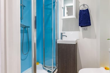 5 Bed Ensuite Cluster - Image 6