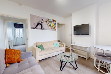 3 bed house, Broad Street, City Centre, Loughborough, LE115AB - Image 2