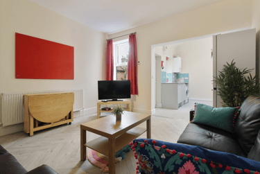 3 bed house, Guest Road, Sharrowvale, Sheffield, S118UJ - Image 2