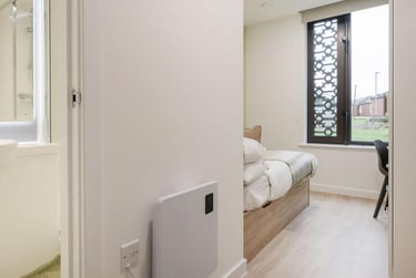 Classic Ensuite - Image 3