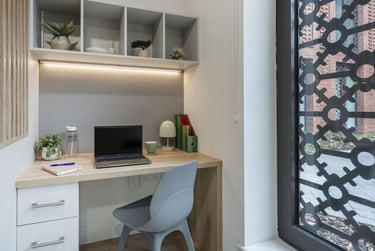 Premium Studio with Wet Room - Image 4