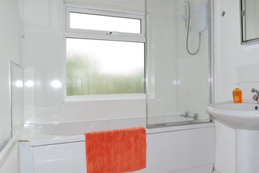 3 bed house, Oaklands Avenue, City Centre, Loughborough, LE113JF - Image 10