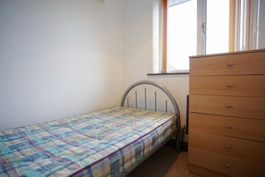 3 bed house, Oaklands Avenue, City Centre, Loughborough, LE113JF - Image 5