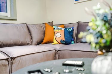 6 bed house, Royal Park Road, Burley, Leeds, LS61JJ - Image 2