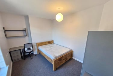 5 bed house, Robin Hood Street, Hockley, Nottingham, NG31GF - Image 8