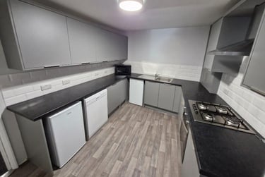 5 bed house, Robin Hood Street, Hockley, Nottingham, NG31GF - Image 2