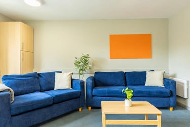 Classic 3 Bed Flat at Calthorpe Court, Pershore Road, Edgbaston, Birmingham, B57QF - Image 2