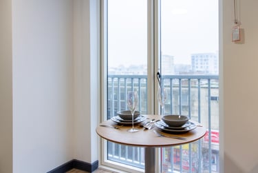 Executive Studio - Image 7