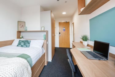 Platinum Ensuite at The Elements, Bramall Lane, City Centre, Sheffield, S24FQ - Image 3