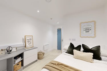 Deluxe Studio - Image 3