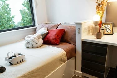 Luxe Studio at Palamon Court, Rhodaus Town, City Centre, Canterbury, CT12YA - Image 2