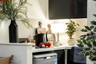 Luxe Plus Studio at Palamon Court, Rhodaus Town, City Centre, Canterbury, CT12YA - Image 4