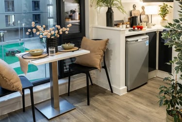 Luxe Plus Studio at Palamon Court, Rhodaus Town, City Centre, Canterbury, CT12YA - Image 5