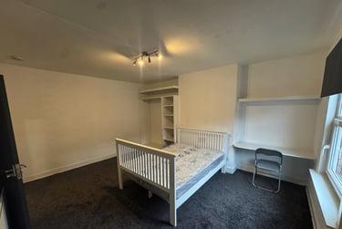 2 bed house, Royal Park Terrace, Hyde Park, Leeds, LS61EX - Image 9