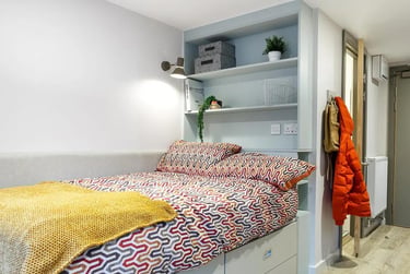 Classic Studio at COSMOS, 2 Moore Street, City Centre, Sheffield, S37HZ - Image 1