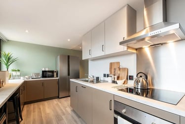 4 Bed Apartment at Zenith, Herbert Street, City Centre, Cardiff, CF104DG - Image 6