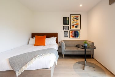 4 Bedroom - Image 1