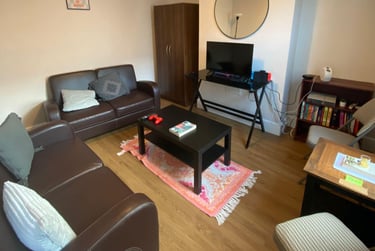 4 bed house, Hartopp Road, Clarendon Park, Leicester, LE21WF - Image 1