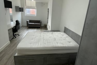 1 bed house, Stamford Street, Highfields, Leicester, LE16BD - Image 2