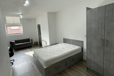 1 bed house, Stamford Street, Highfields, Leicester, LE16BD - Image 1