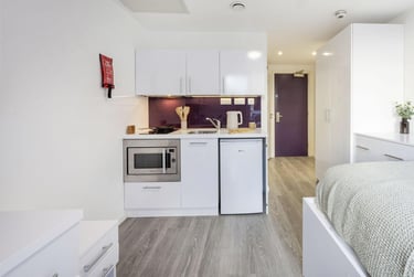 Standard Studio at The Cube Ealing, 11 Popes Lane, Ealing, London, W54NG - Image 1