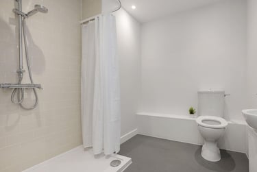 Premium Plus Studio (Accessible) - Image 3