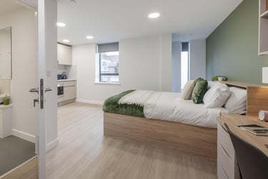 Premium Plus Studio (Accessible) - Image 2