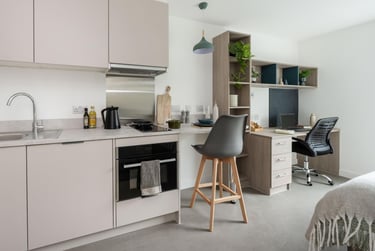 Platinum Studio - Image 2
