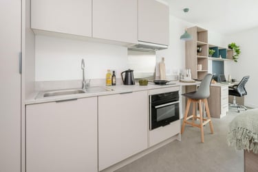 Platinum Plus Studio - Image 1