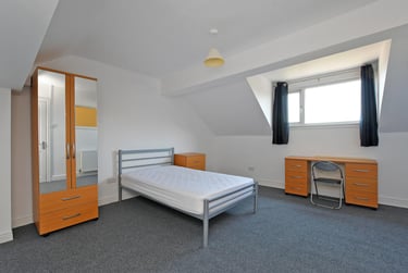 3 bed house, Shoreham Street, Heeley, Sheffield, S24FB - Image 3