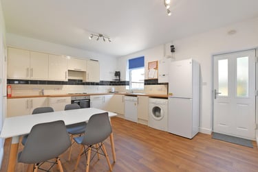 3 bed house, Shoreham Street, Heeley, Sheffield, S24FB - Image 9