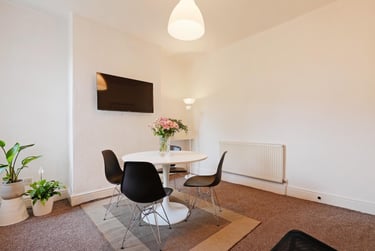 4 bed house, Margaret Street, Heeley, Sheffield, S14SX - Image 2