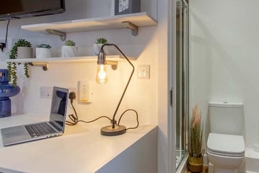 Deluxe Ensuite at Orbital, Ilkeston Road, Canning Circus, Nottingham, NG73GE - Image 7