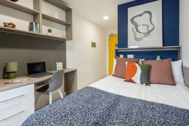 Bronze Sky View Ensuite - Image 2