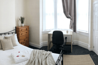 6 bed house, Ridgeway Terrace, Rampart Road, Leeds, LS62HU - Image 9