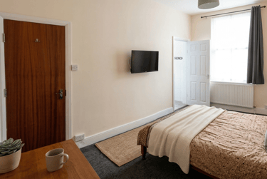6 bed house, Ridgeway Terrace, Rampart Road, Leeds, LS62HU - Image 13