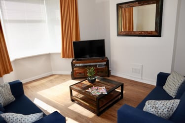 4 bed house, Norfolk Street, Mount Pleasant, Mount Pleasant, Swansea, SA16JE - Image 2