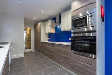 6 bed house, Brunswick Street, Uplands, Mount Pleasant, Swansea, SA14JP - Image 2