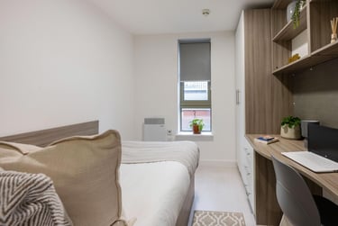 Silver Plus Ensuite - Image 1