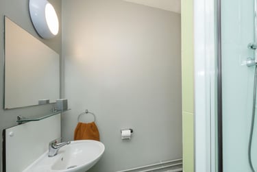 Premium Ensuite - Image 4