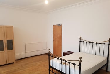 6 bed house, Burford Road, Hyson Green, Nottingham, NG76BB - Image 2