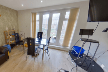 6 bed house, Park Road, Lenton, Nottingham, NG71LB - Image 1