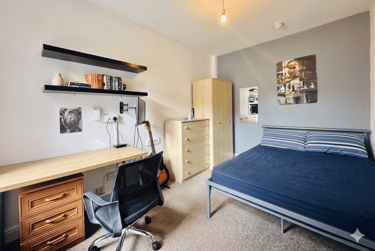 5 bed house, Midland Avenue, Lenton, Nottingham, NG72FD - Image 2