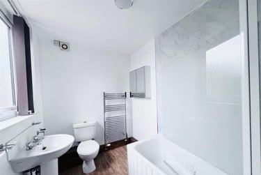 5 bed house, Cottesmore Road, Lenton, Nottingham, NG71QE - Image 1