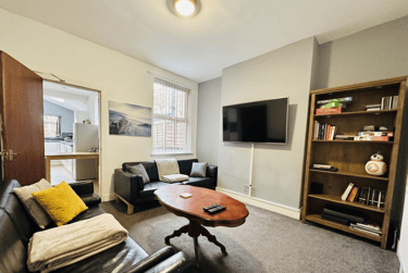 6 bed house, Sherwin Grove, Lenton, Nottingham, NG72EZ - Image 1