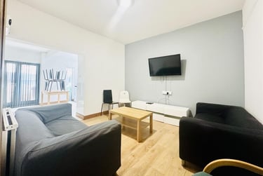 6 bed house, Church Grove, Lenton, Nottingham, NG72FG - Image 1